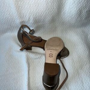 Bernardo 1946 size 7m